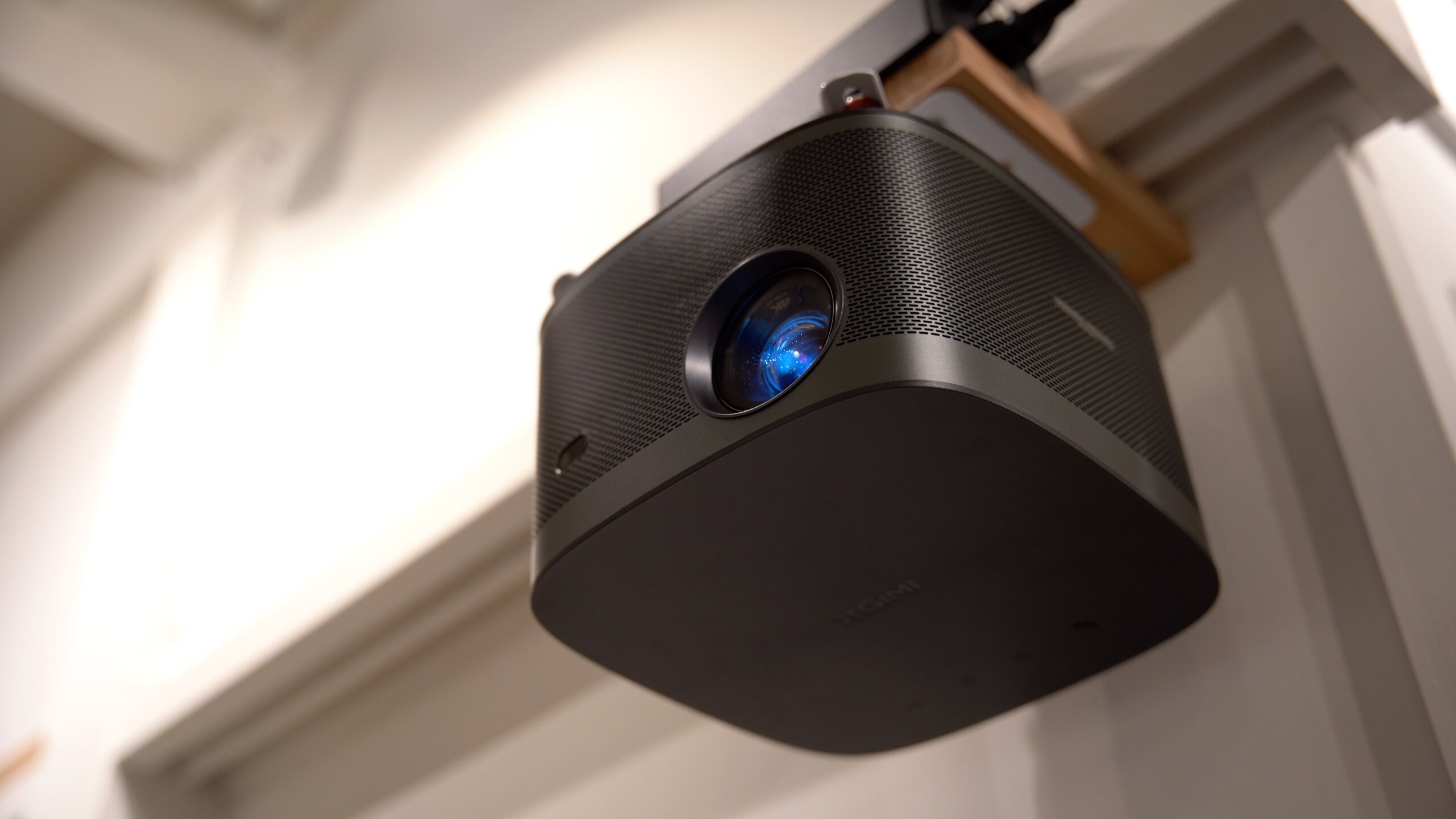 XGIMI 躓く HORIZON Pro 4Kプロジェクター